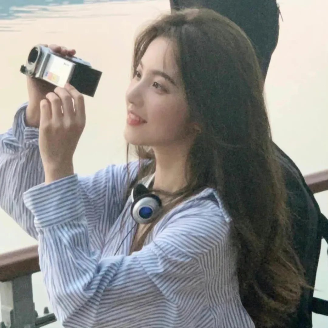 少女救地球